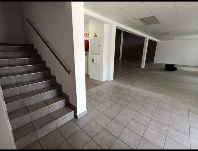 INDUSTRIAL PROPERTY TO RENT IN STORMILL